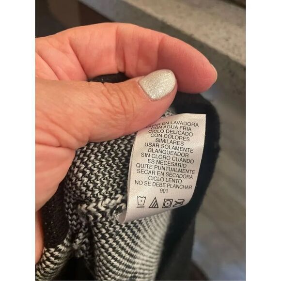 Designers originals L 3/4 sleeve 3 button front open bottom cardigan black white - Picture 7 of 8